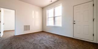 1630 S Sawyer Ave Gallery 36