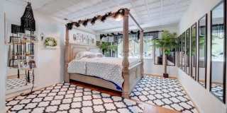 105 Allen 65 Avenue Gallery 13