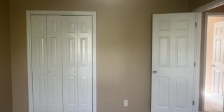 137 N Springs Court Gallery 17