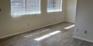 Shadowbrook Apartments-Scenic Living in Sedona Gallery 1