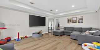 15874 SW 138th Ter Gallery 24