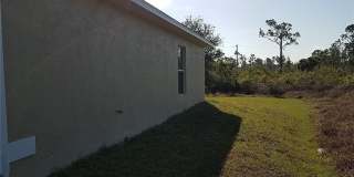 932 Dobbins Street E Gallery 21