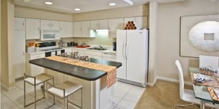 Embassy Park Apartments Gallery 19