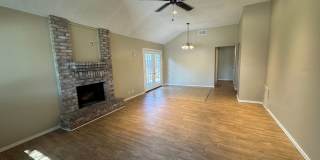 NORTHWEST  |  EXCELLENT LOCATION  |  FRESH PAINT INSIDE & OUTSIDE (July 2026)  |  SINGLE STORY  |  SHED Gallery 6