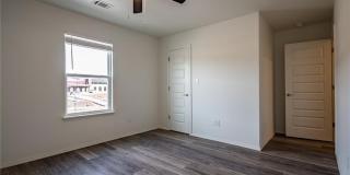 931 S Rupple Road Gallery 24