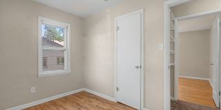 1121 Cooper Ave. - 201 Gallery 22