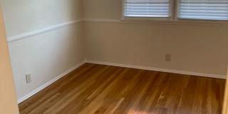 Pristine Original Westchester Home in North Kentwood Gallery 19