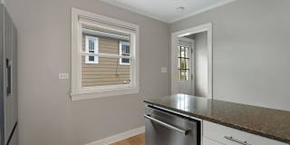 115 N Hager Avenue Gallery 11