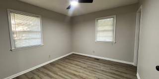 745 Rustland Dr. -  Oakcrest ~ 2 WEEKS FREE! ~ Gallery 8