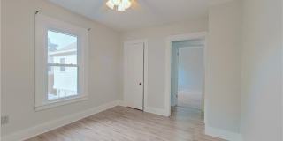 251 Williams Street Gallery 10