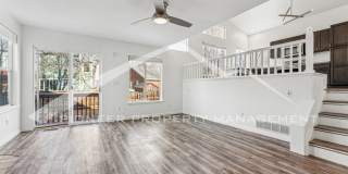 Spacious Home with Fenced Yard and Washer/Dryer Spacious Home with Fenced Yard and Washer/Dryer Gallery 6
