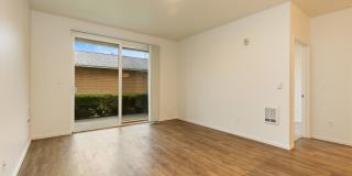 Creekside Apartments Gallery 29