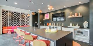 The District Gallery 15