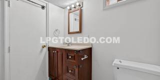 4406 Asbury Dr. Gallery 32