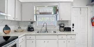 2 BEDROOM 1 BATH APARTMENT HOME LOCATED IN ST. PETERSBURG, FL Gallery 13