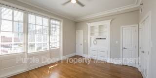 30 5th Street NE Gallery 17