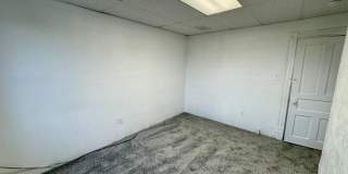 Charming 3 Bed 1 Bath Home! Recently Updated! Gallery 23