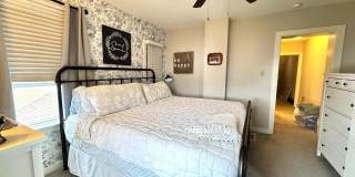 425 JUNIPER Street Gallery 20