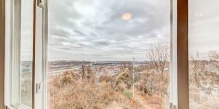 AVAILABLE JUNE 2026 -  4 Bedroom Full Renovation w/ Stunning Hilltop View & Central AC! Gallery 19