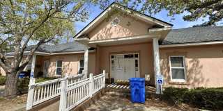 2102 Cromley Circle Gallery 1