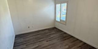 Elegant 3-Bedroom Home in Seven Oaks Gallery 32