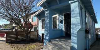 2 bedroom House in Oakland - Available Now! Gallery 1