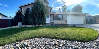 Beautifully updated 3 bedroom 2 bath home in Greeley! Gallery 1