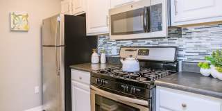 The Place at Grand Lagoon Gallery 33