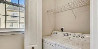 Resort-Style High View Townhome with 2-Car Garage, Private Office & Walkable Hunt Valley Location Gallery 24