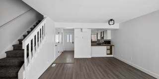 Charming 2BR Townhome in Aurora Gallery 5