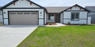 Brand New Beautiful 4 bedroom Home in Rathdrum! Gallery 1