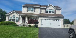 Beautiful Lititz Single Family Home Gallery 1