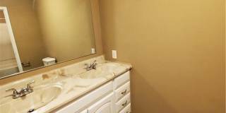 1536 W 40th Street Gallery 17