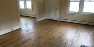 3 Bedroom Single Family Home w/ Hardwood Floors 3 Bedroom Single Family Home w/ Hardwood Floors Gallery 11