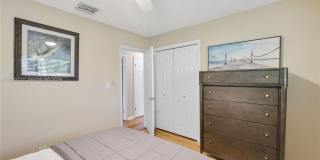 1311 NE 26th Ter Gallery 26