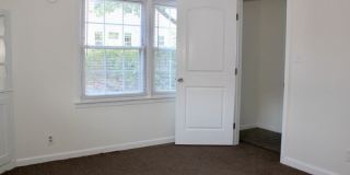 102 Paterson Ave Gallery 18