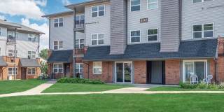 London Square Gallery 10