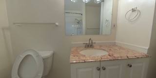 7 Bedroom 4 Bath Home a hop and a skip to campus- SUPER CLOSE TO CAMPUS! Gallery 25