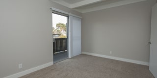 Monterey Townhouse Gallery 38