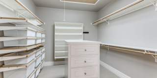 LUXURY 3-BEDROOM TOWNHOME IN ALAMO HEIGHTS Gallery 18