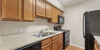 Living Oaks Apartments Gallery 8