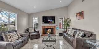 3 Bed FULLY FURNISHED Pool Home Gallery 5