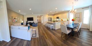 446 East Las Puertas Lane 446 East Las Puertas Lane Gallery 1