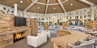 District at Biltmore Apartments Phoenix Gallery 20