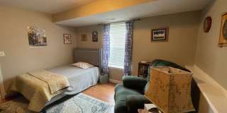 FULLY FURNISHED 4 BEDROOM, WALKOUT BASEMENT - SHORT TERM 6 MONTH RENTAL AVAILABLE IN OZARK! Gallery 44
