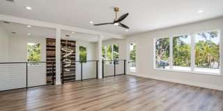 Bold Contemporary Sarasota Luxury Home. 4 Beds/ 4 Baths. Private Pool and Summer Grill. Gallery 35