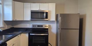 Remodeled rowhouse in Manchester Gallery 10