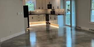 5 Bed 4 Bath Home fenced yard Gallery 5