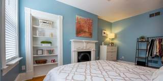 Stunning South Side 3BR - Skyline Views, Master Suite & Finished 3rd Floor Gallery 15