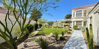 5269 Crooked Valley Dr / Stunning & FULLY Furnished Home on the Golf Course - 3 Bed & 3 Bath Gallery 1